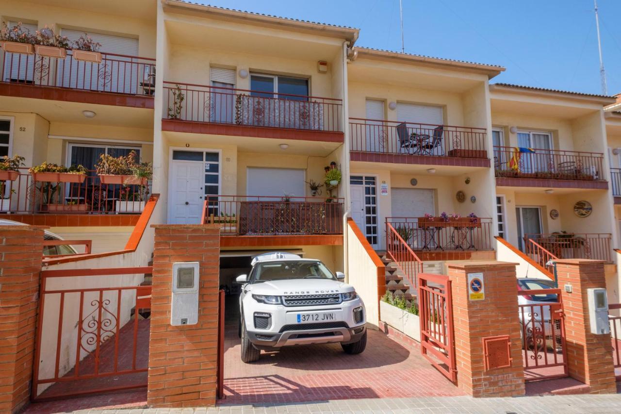 Casa En Masnou Junto A Playa Y Tren Βίλα Εξωτερικό φωτογραφία