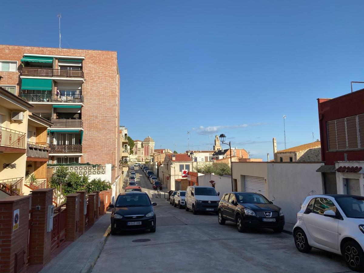 Casa En Masnou Junto A Playa Y Tren Βίλα Εξωτερικό φωτογραφία